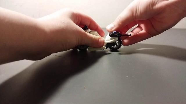 Полицейский мотоцикл смотреть онлайн