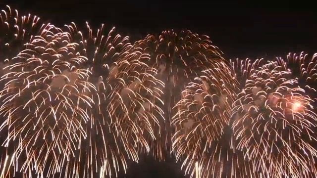 новогодний фейерверк 2022 смотреть онлайн