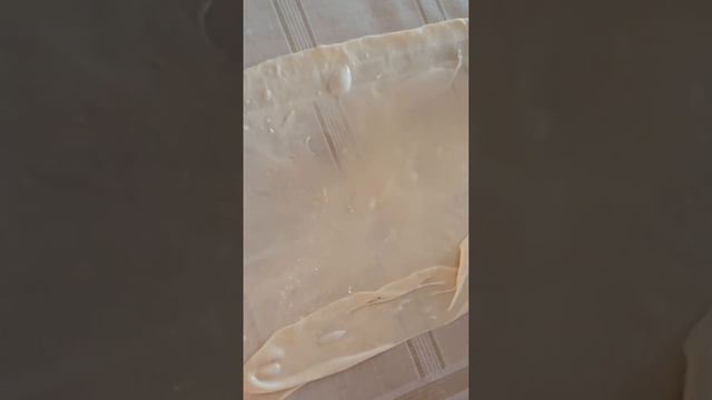 Готовим вкусный бурек с картофелем и сыром смотреть онлайн