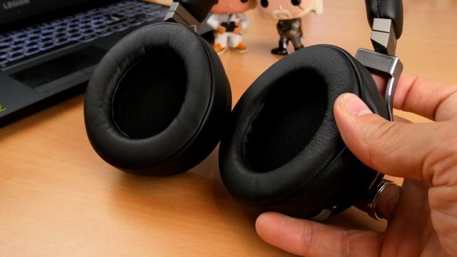 HyperX Cloud Orbit S VS Corsair Virtuoso смотреть онлайн