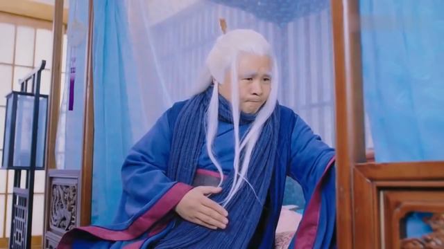 王妃意外落水危在旦夕，王爺不惜失去性命也要救她 смотреть онлайн