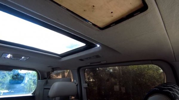 #5. Nissan Elgrand E50. Как устранить ошибку и откалибровать работу люка.