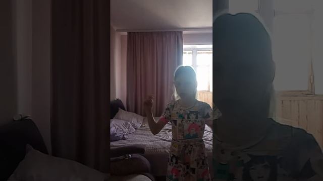 свет мой зеркальце скажи покажи мне кто тут жив смотреть онлайн