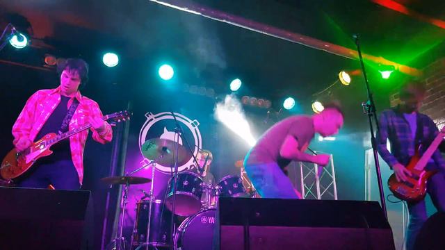 БЕZSТИЛЯ-MZFK (Live in Rock Bar 24.09.2018) смотреть онлайн