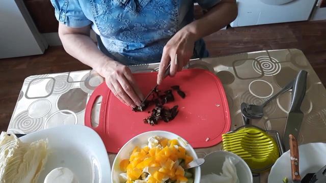 Салат с авокадо - рецепт простой и вкусный... смотреть онлайн