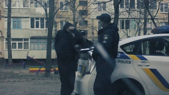 ВЫЗОВ ПОЛИЦИИ. Ямы на дороге (часть 1) смотреть онлайн