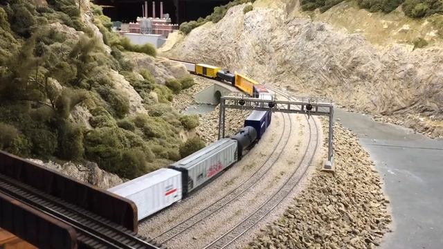 Trinityct Studio's HO Scale Pan Am Railways EDPO смотреть онлайн