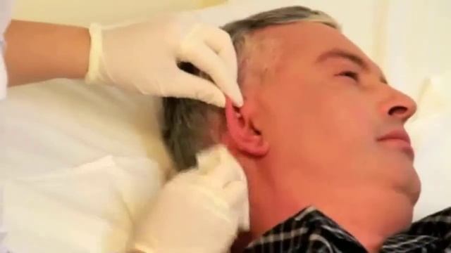 Как помыть уши лежачего больного. Школа профессиональных сиделок. Уход за больным смотреть онлайн