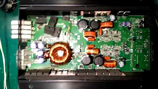 Четырехканальный усилитель Д класса. смотреть онлайн