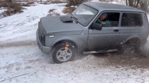 Нива на браслетах #нива_на_цепях #нива_сток_бездорожье #нива_4х4 #нива_оффроуд