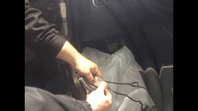 Комплект подголовников с мониторами 7" смотреть онлайн