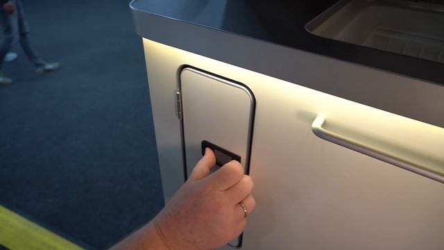 Camping-Bus Ford Nugget 2021 Ford Transit Nugget 2021 Hochdach Roomtour Wohnmobil Caravan Salon 202 смотреть онлайн