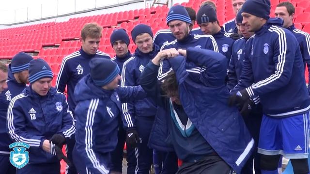 Вручение памятного подарка Сергею Юрикову смотреть онлайн