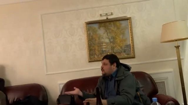 =Дон Симон и Вжлинк поцеловались= | смотреть онлайн