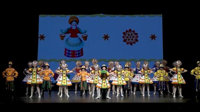 Dance ensemble "Russian Souvenir"/Ансамбль танца "Русский сувенир" смотреть онлайн