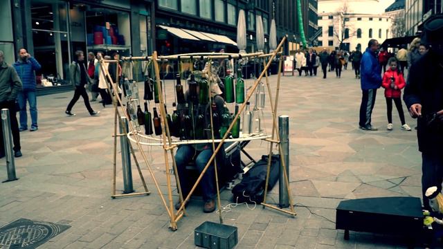 Уличные музыканты. Хельсинки. Buskers. Helsinki смотреть онлайн