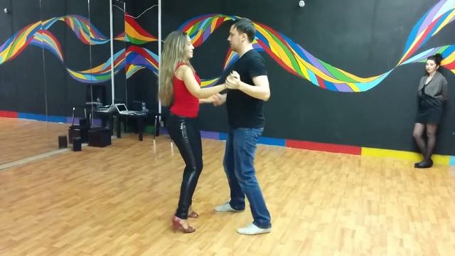 Бачата связки. Maxxi Salsa 2015-02-17 смотреть онлайн