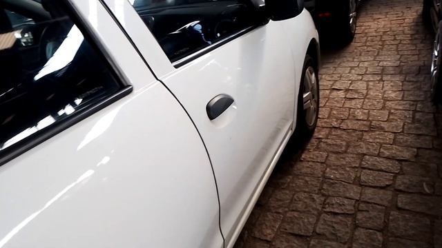 161047 - RENAULT / SANDERO AUTH 10 17/18