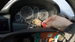 Замена стрекозы Audi 80. Не работает дальний свет фар