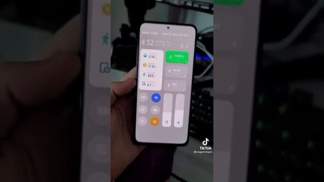 ОТЛИЧИЕ ШТОРКИ ОТ MIUI 12 VS MIUI 13)
