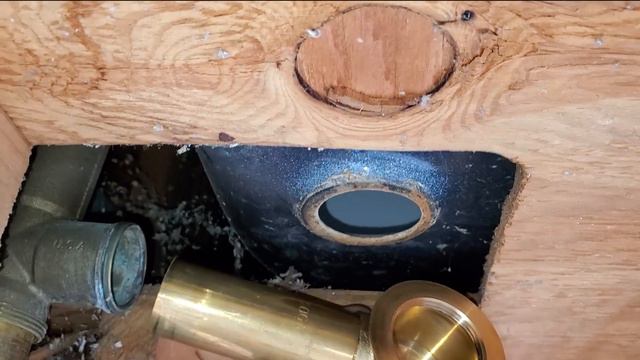 Tub drain pipe leaks, how to replace смотреть онлайн