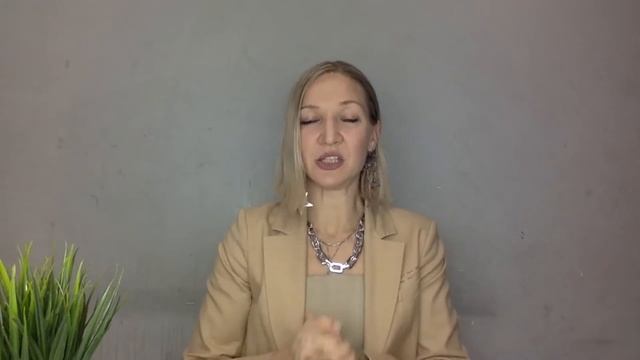 Кто такой стилист? Что он делает? Сколько зарабатывает? Как стать стилистом с нуля?