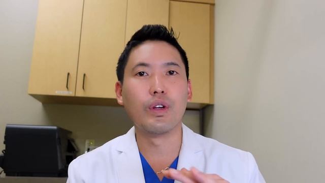 Dermatologist Reviews Top 5 Retinols with Niacinamide смотреть онлайн