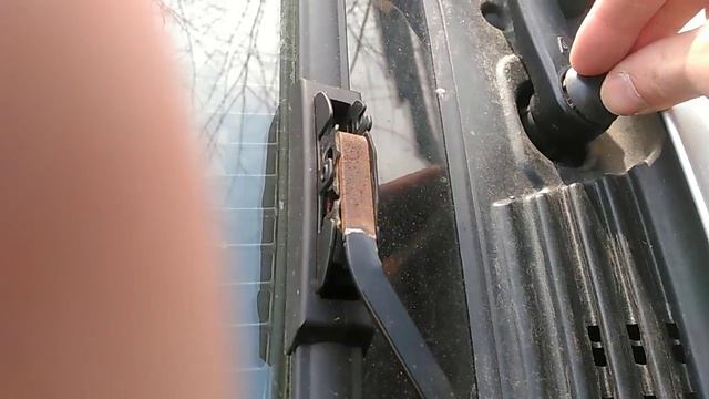 Ранее сломанные дворники оказалось легко восстановимы смотреть онлайн