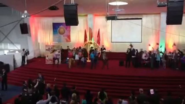 ГОДОВЩИНА. ПРЕЗЕНТАЦИЯ ШВЕЦИЯ ТАНЕЦ смотреть онлайн