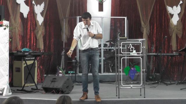 "Что ты боишься потерять?" проповедует старший пастор Голоскубов Игорь смотреть онлайн