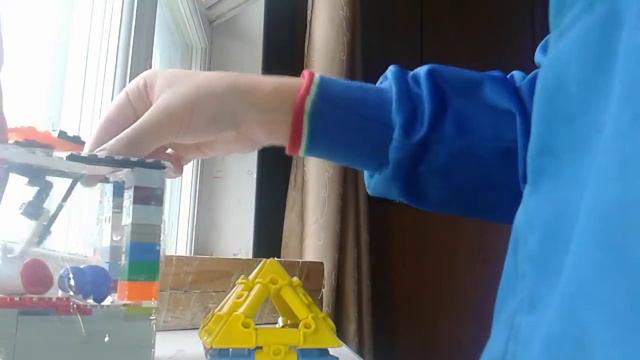 Мой игровой автомат . Как сделать из лего и скотча смотреть онлайн