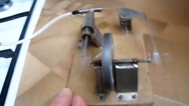 Паровой двигатель своими руками | Homemade steam engine смотреть онлайн