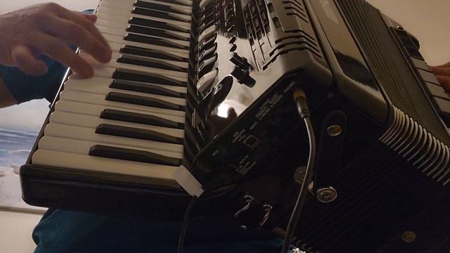 Roland FR 4X Pájaro Campana смотреть онлайн