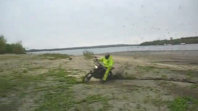 Эндуро гавнамет Honda CRM 250 Amazing enduro dirty party смотреть онлайн