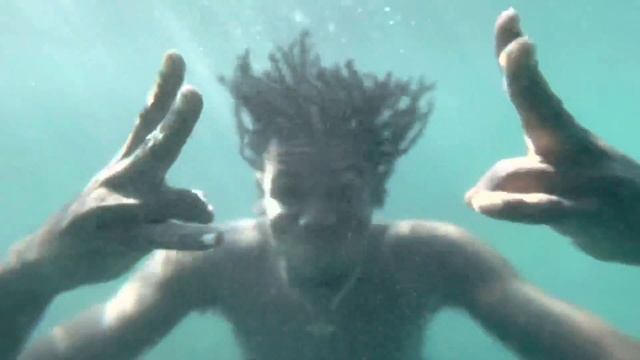 Blue lagoon Jamaica 2021( 200+ feet deep )!!!! смотреть онлайн