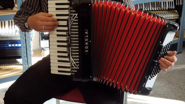 Klangprobe Akkordeon Sonola/Guerrini Stella 72 Bass смотреть онлайн