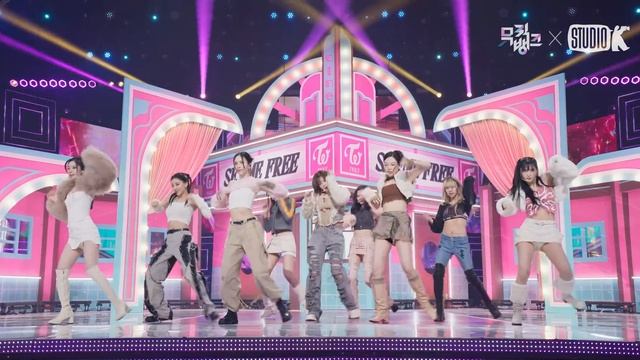 [K-Choreo 8K] 트와이스 직캠 'SET ME FREE' (TWICE Choreography) @MusicBank 230317 смотреть онлайн