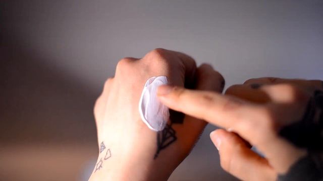 ПРОСТО ПОНЯТНО: Ежедневная рутина - топ 4 пункта в домашнем уходе смотреть онлайн