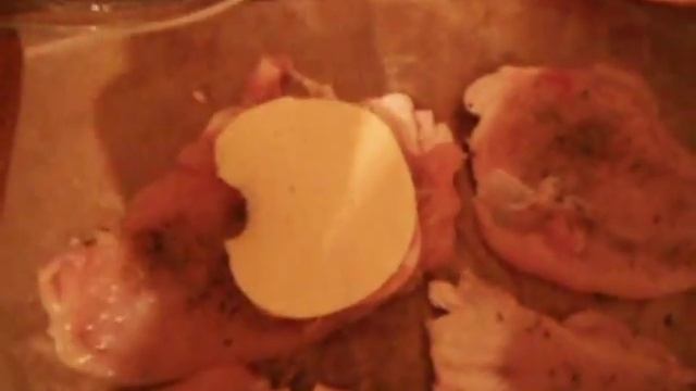 Куриная грудка с сыром и ветчиной в микроволновке смотреть онлайн