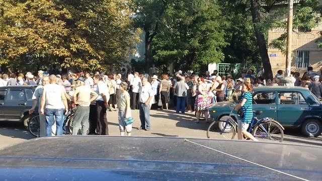 Помощь ДНР пенсионерам Снежного смотреть онлайн