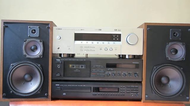 Yamaha RX-V350 Yamaha CDX 550E Westra speakers part 1 смотреть онлайн