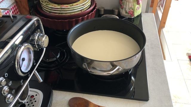 РИСОВЫЙ ПУДИНГ ИЗ ПРОШЛОГО ВЕКА#riz au lait#пудинг#рисовый пудинг#десерт# смотреть онлайн