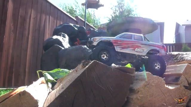 RC ADVENTURES - 4X4 Offroad RC Trucks - LOSi MICRO TRAiL TREKKERS - 1:24th Scale смотреть онлайн