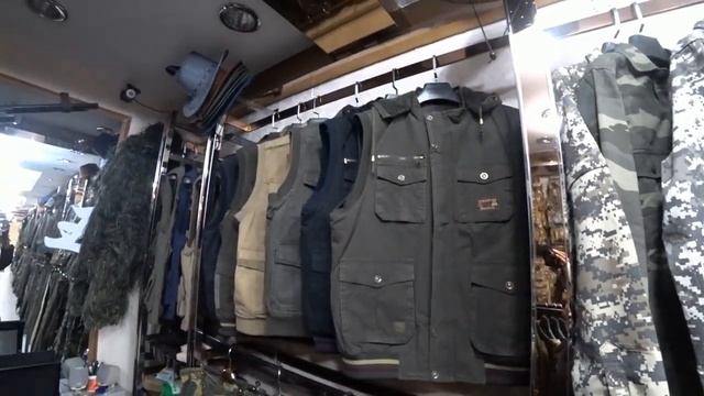 Суйфэньхэ, магазин военной одежды. смотреть онлайн