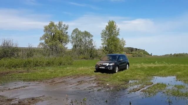 Acura RDX vs грязь смотреть онлайн