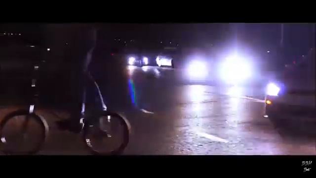 Она знает кто это поёт 😍😍😍😍 смотреть онлайн