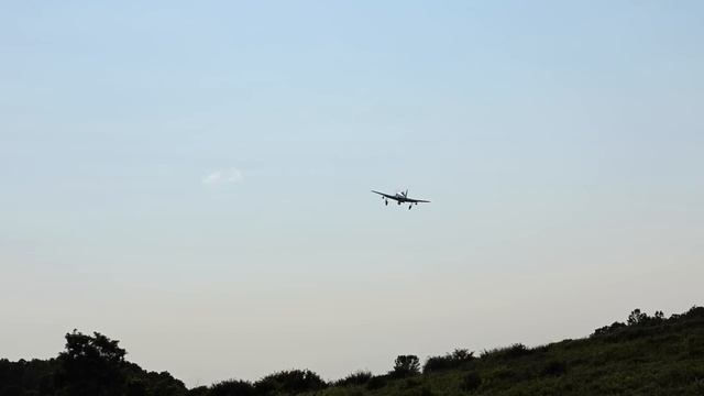 BRAND NEW!!! E-Flite P-47 Razorback 1.2m WARBIRD RC Plane смотреть онлайн