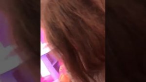 Мама ругает дочь, а та матерится)))))