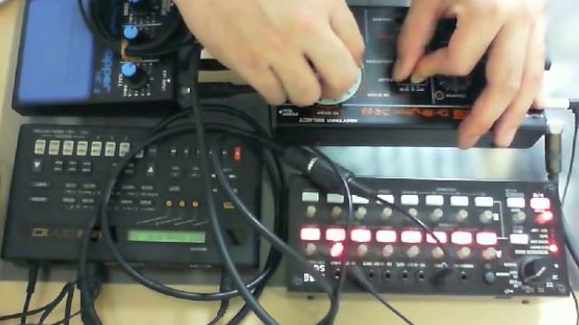 DR-55 & QY10 MIDI Sync demo - DENSHI BEAM / BakaOscillator смотреть онлайн