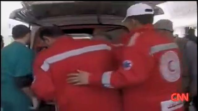 Gaza hospital overflowing with civilians, women & children! смотреть онлайн